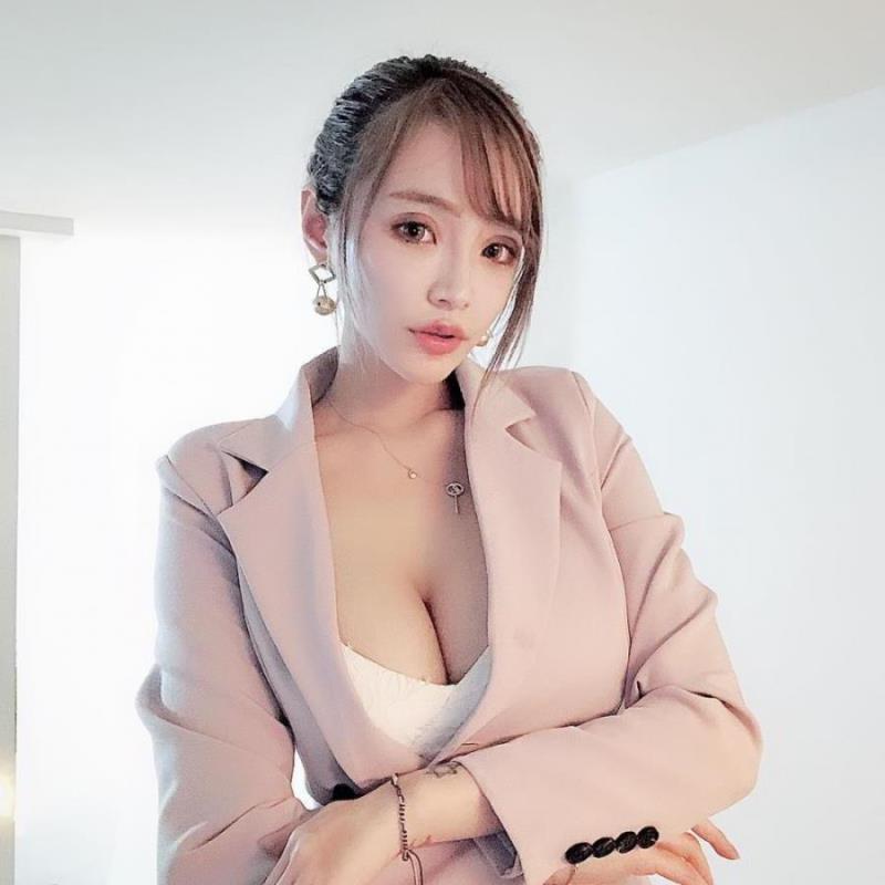 武汉私人导游陪玩私人教练元白亦