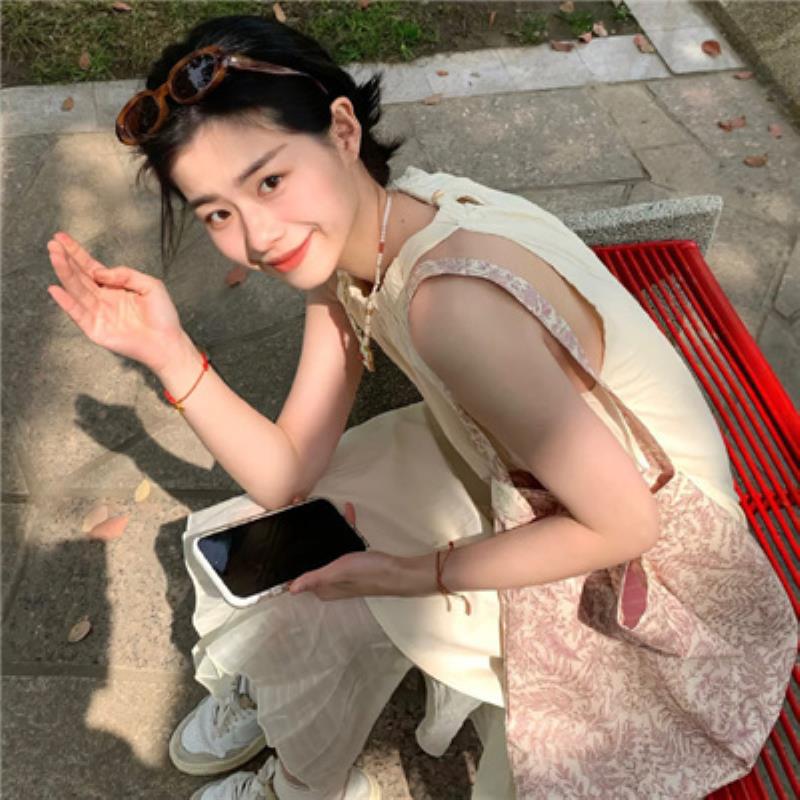 深圳向导伴游设计师板青寒