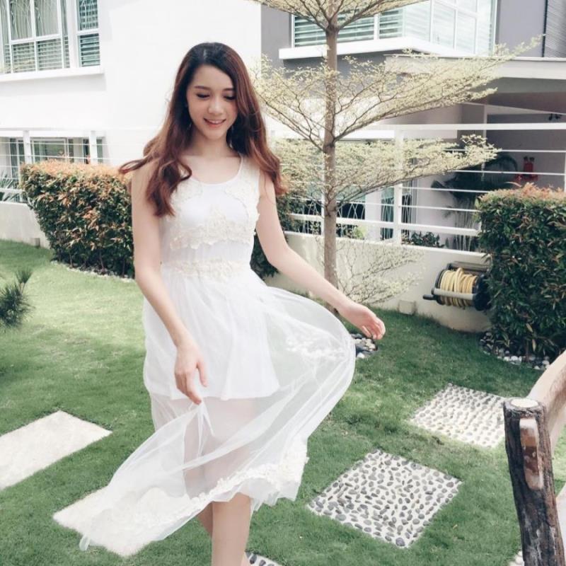 北京美女伴游预约美工霜雨兰