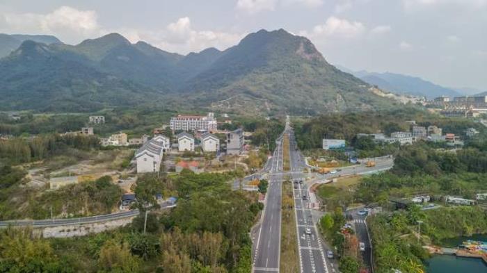 中国落差最大的瀑布,负离子含量极高,位列广东景区天然氧吧之首 中国落差最大的瀑布,负离子含量极高,位列广东景区天然氧吧之首