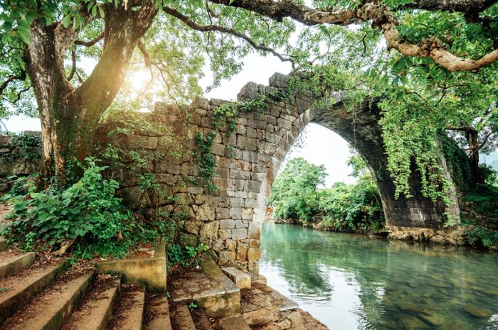 自驾探索山水极致 驶入喀斯特秘境 自驾探索山水极致 驶入喀斯特秘境