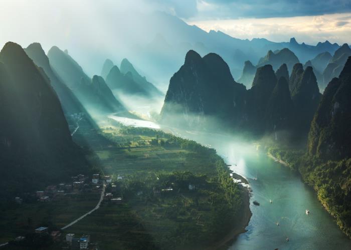 自驾探索山水极致 驶入喀斯特秘境 自驾探索山水极致 驶入喀斯特秘境