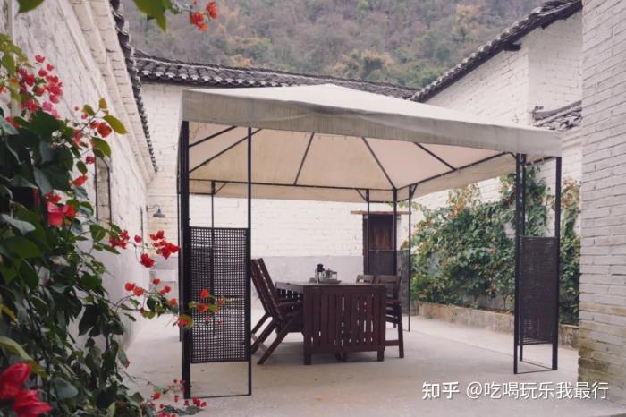 私人导游经济效益可想而知苜蓿乡村旅游火热可见一斑(图)社区法就是 私人导游经济效益可想而知苜蓿乡村旅游火热可见一斑(图)社区法就是