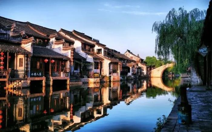 四月,这些浪漫的旅游景点,适合邂逅爱情 四月,这些浪漫的旅游景点,适合邂逅爱情