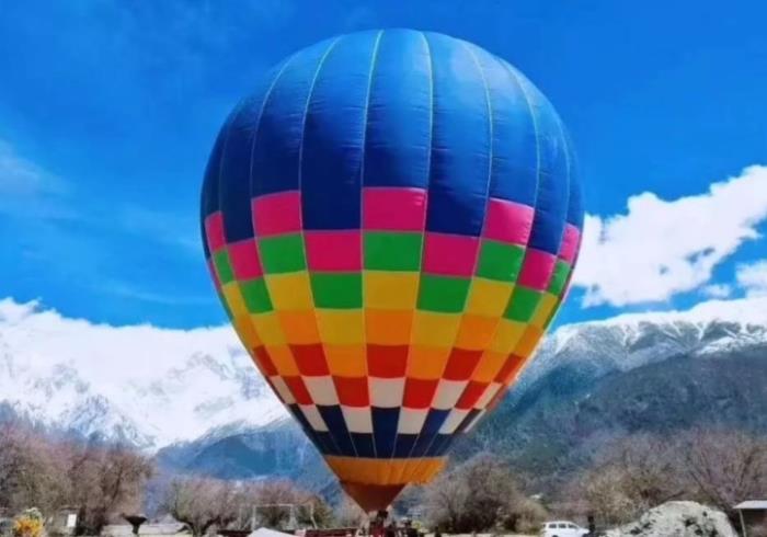 位列世界峡谷之首 春日乘热气球赏西藏雪山桃林! 位列世界峡谷之首 春日乘热气球赏西藏雪山桃林!