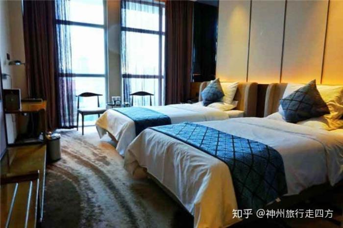 暑假跟朋友打算去贵州伴游,希网友推荐详细的伴游攻略! 暑假跟朋友打算去贵州伴游,希网友推荐详细的伴游攻略!