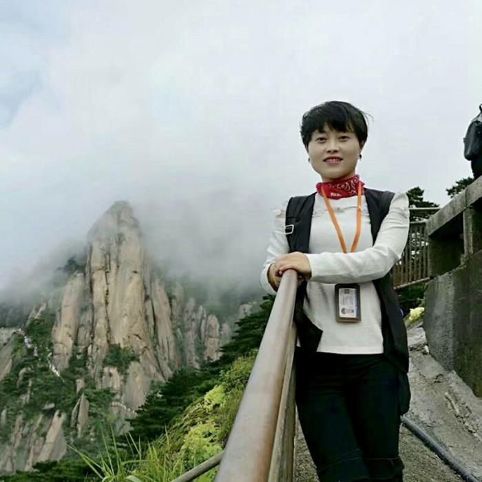 私人伴游黄山活地图受挫另辟蹊径杨丽云是名“95后”(组图) 私人伴游黄山活地图受挫另辟蹊径杨丽云是名“95后”(组图)