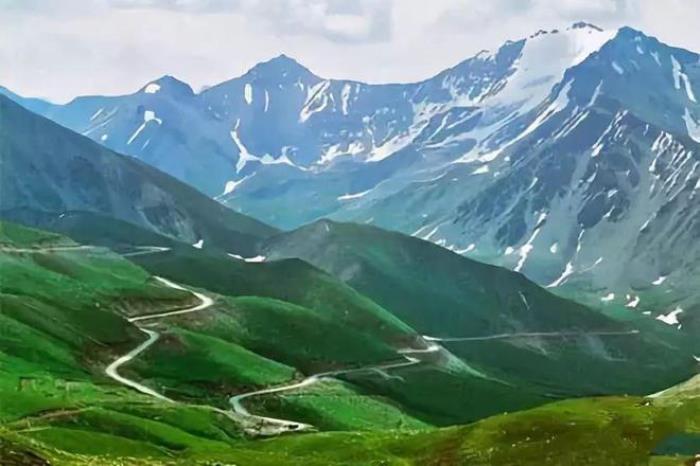 去新疆,看世界的风景 去新疆,看世界的风景