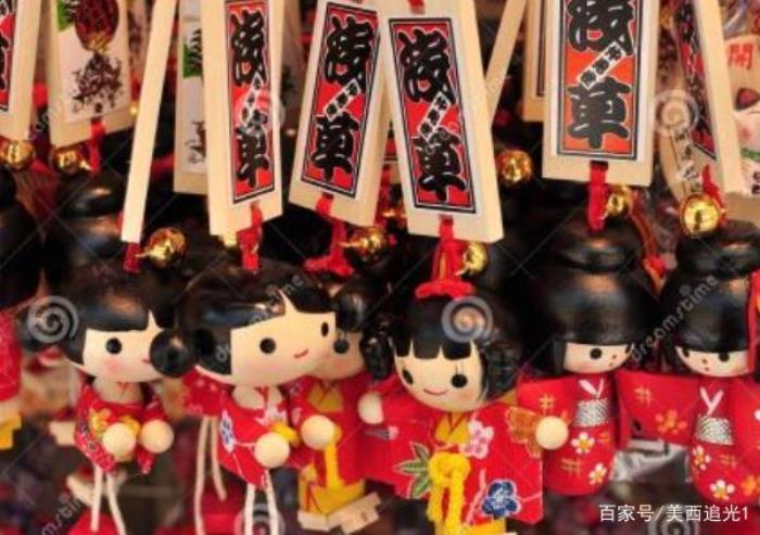 日本女导游请私人导游,事后却引起游客不满! 日本女导游请私人导游,事后却引起游客不满!