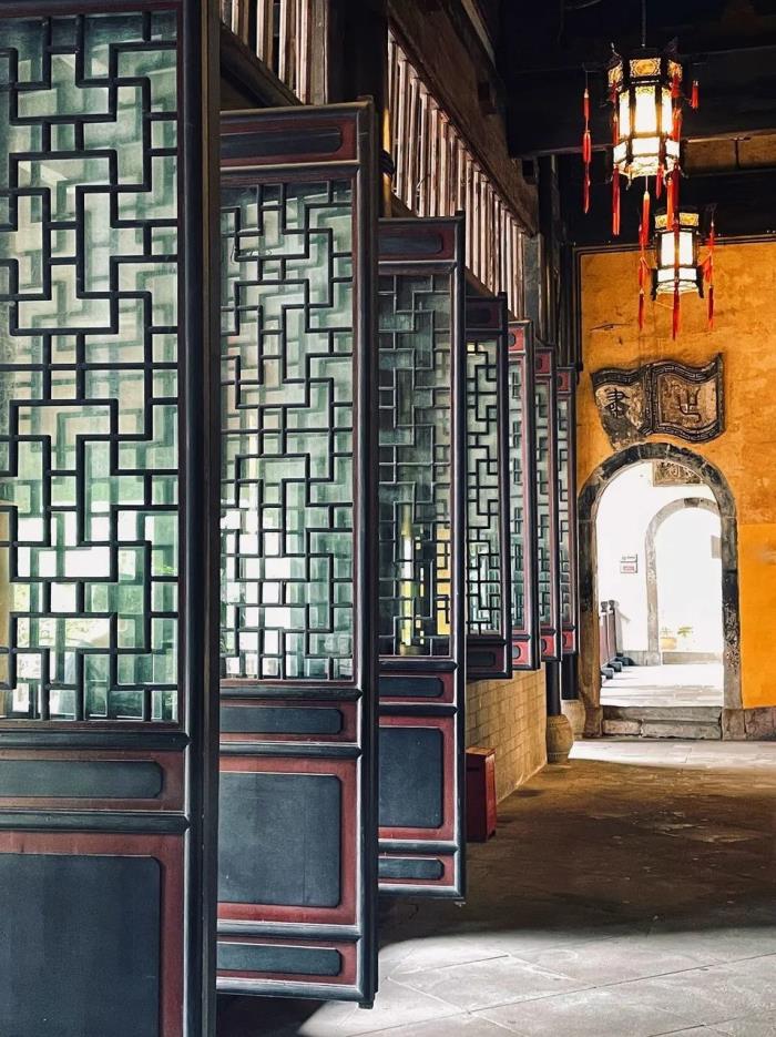 “开往春天的列车”美上央视! 比成都秀美 这座老城你去过吗? “开往春天的列车”美上央视! 比成都秀美 这座老城你去过吗?