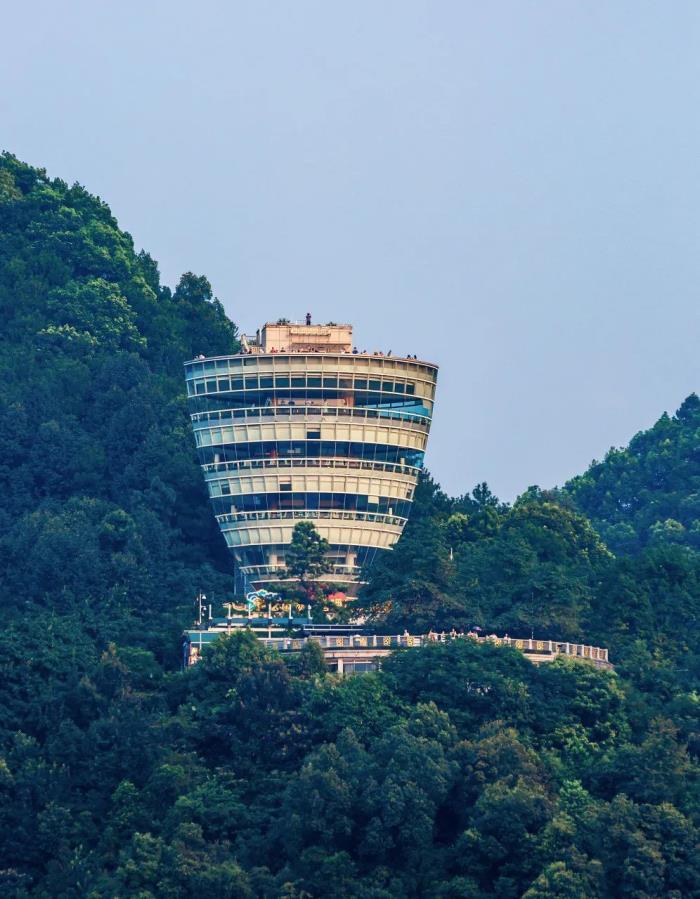 “开往春天的列车”美上央视! 比成都秀美 这座老城你去过吗? “开往春天的列车”美上央视! 比成都秀美 这座老城你去过吗?