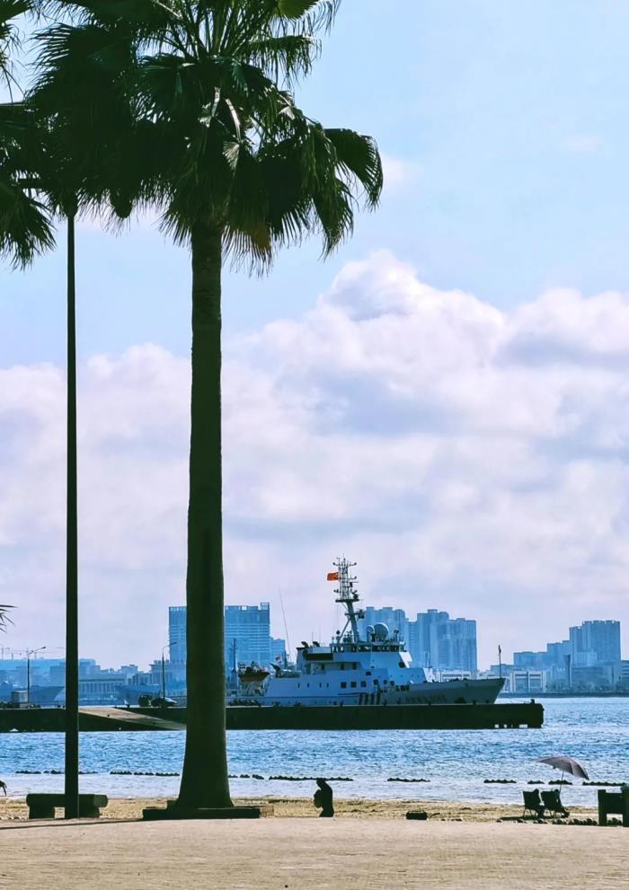 中国最能媲美三亚的城市 太湛蓝了 中国最能媲美三亚的城市 太湛蓝了