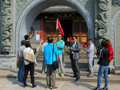 找私人导游的旅行费用是如何计算的有不必要