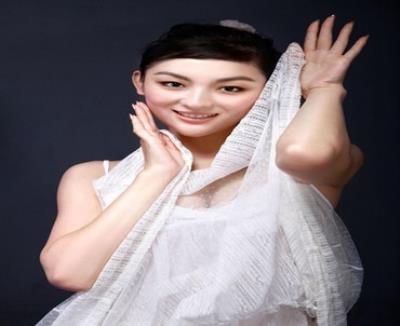 不久前高端商务女模特个人招聘获得一种不一