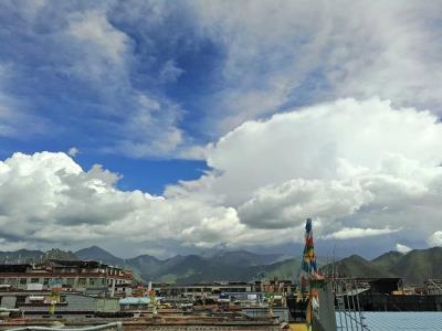 广州伴游重庆旅游六大问❓吃穿住行怎么玩一