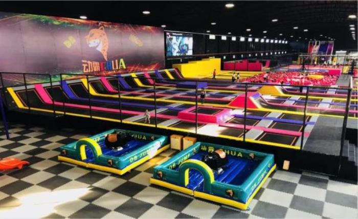 上海动霸CHUA蹦床乐园